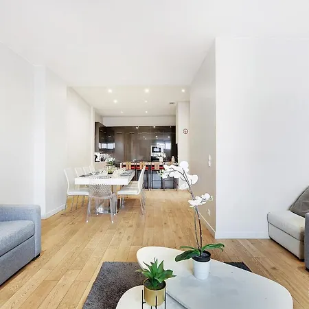 Magnifique Loft Atelier Parisien 180m2. 아파트