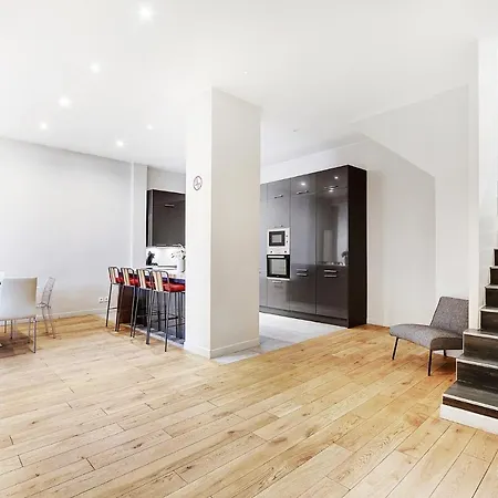 아파트 Magnifique Loft Atelier Parisien 180m2. 파리