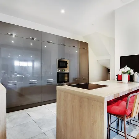 Magnifique Loft Atelier Parisien 180m2.