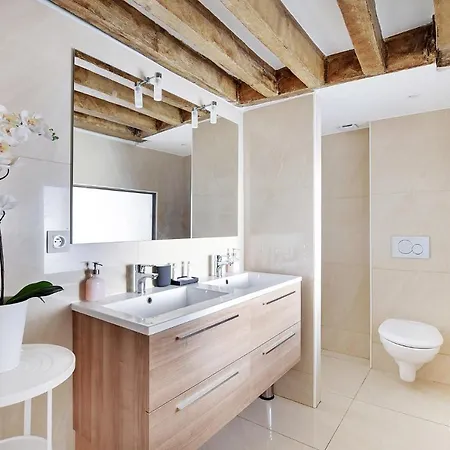 Magnifique Loft Atelier Parisien 180m2. Apartment *